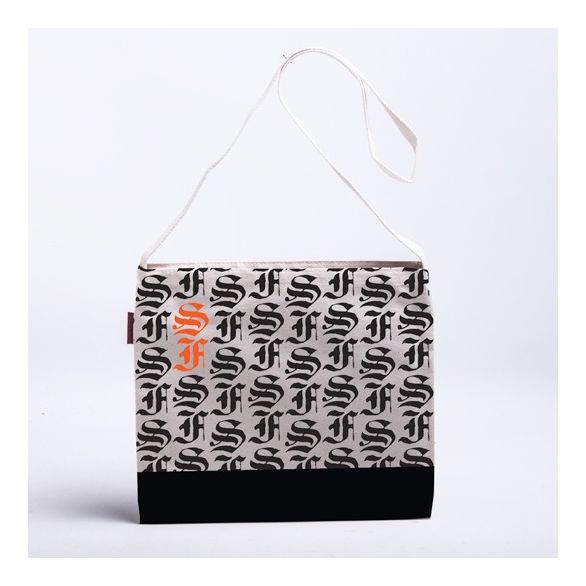 Musette SF Blackletter