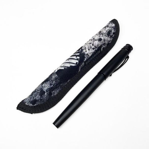Solo Pen Sleeve Moon Walk