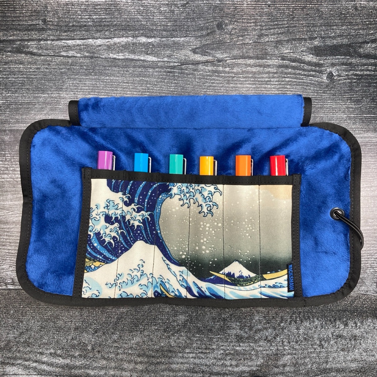 Deluxe Pen Roll Great Wave