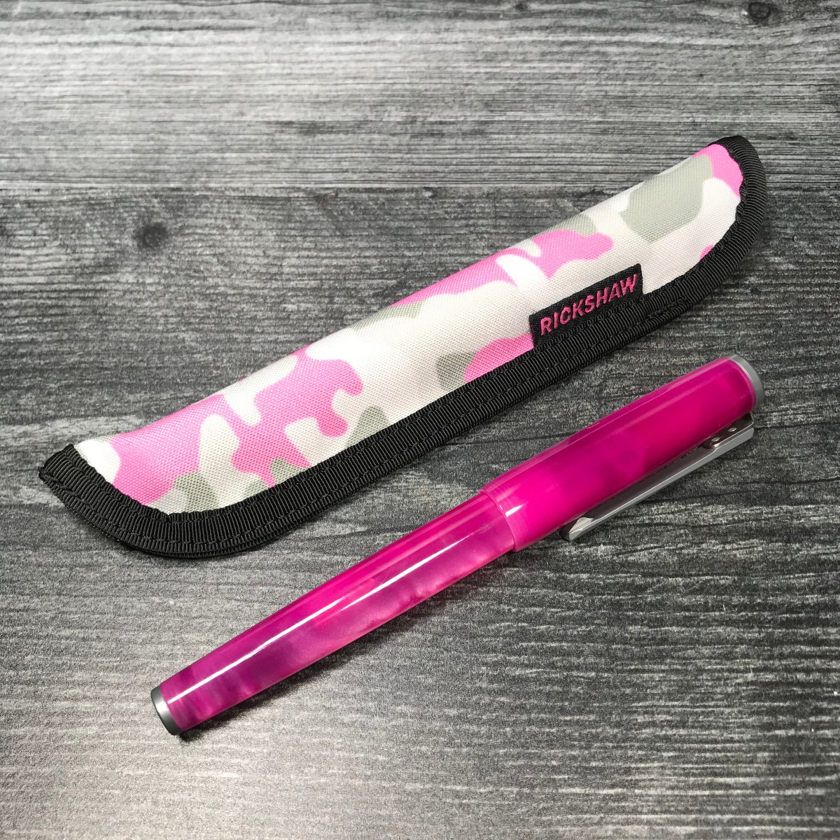 Solo Pen Sleeve-Camo